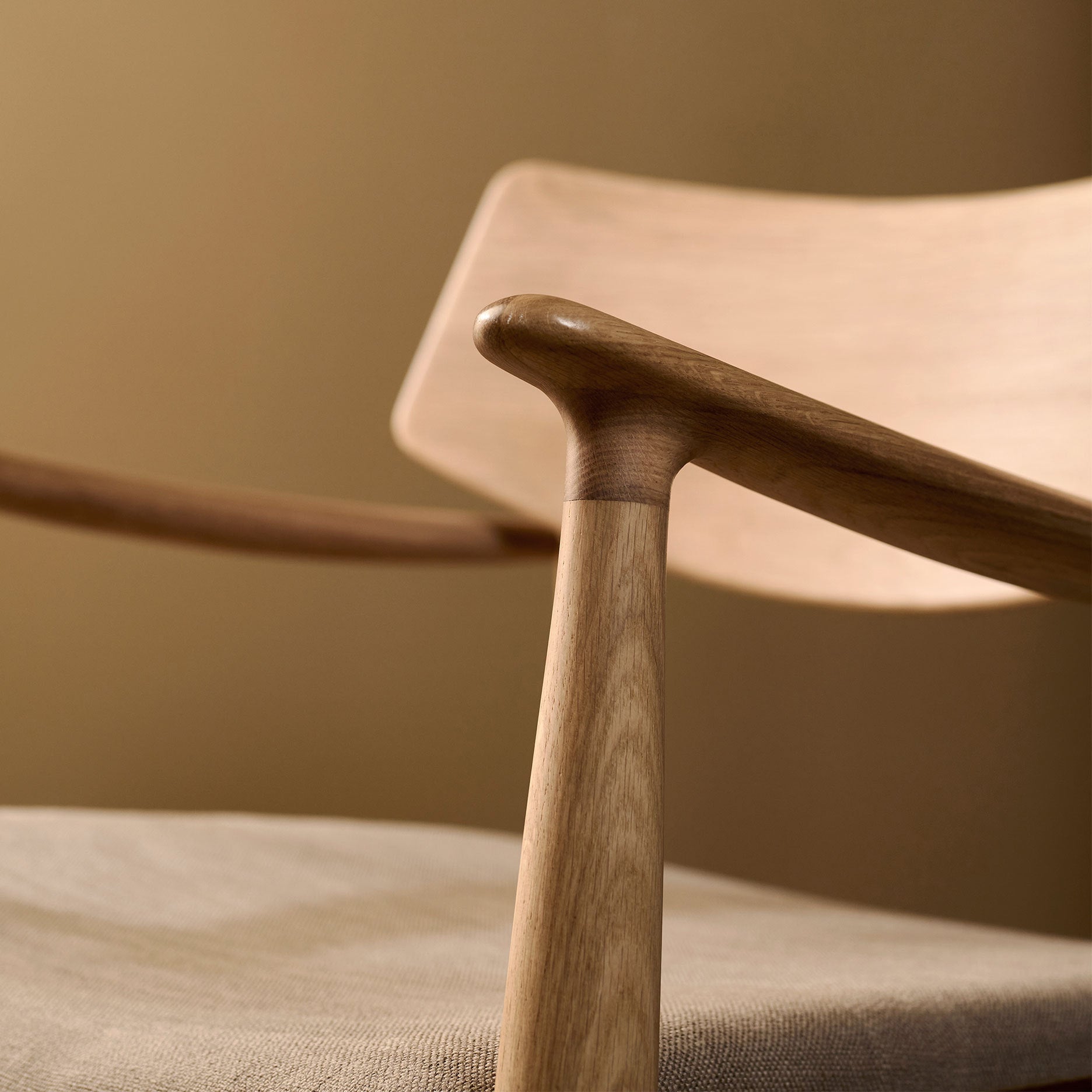 Vedersø Loungesessel mit Stoffbezug